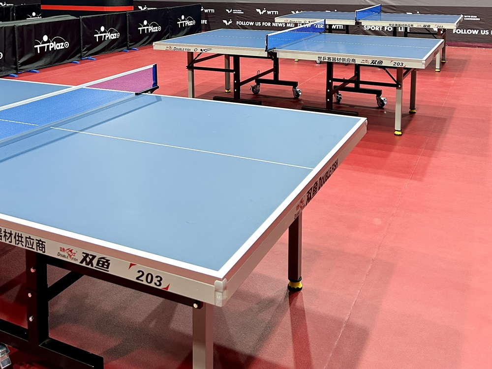 Table and equipment rental